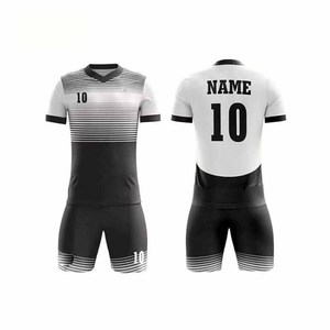 Ensemble d'uniformes de football OEM avec logo personnalisé, tenue de football à séchage rapide pour l'entraînement sportif - Product Image 5