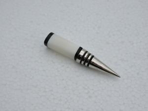 Hand Crafted Design Stainless Steel <b>Bottle</b> <b>Stopper</b> Resin <b>Bottle</b> <b>Stopper</b> Marble <b>Bottle</b> <b>Stopper</b> For Bar At Factory Wholesale Price - Product Image 3