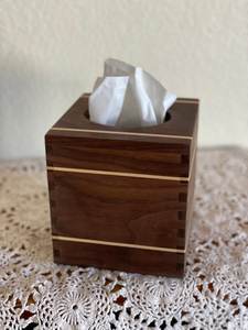 Boîte à mouchoirs et organiseur carré en bois d'acacia fait main, écologique, multi-usages, pour la décoration de la maison et du bureau - Product Image 2