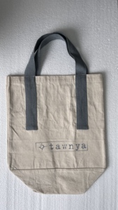 Sacs fourre-tout imprimés avec logo de qualité supérieure pour la personnalisation de la marque, les événements promotionnels, la vente en gros OEM, la qualité d'exportation, la distribution mondiale - Product Image 2