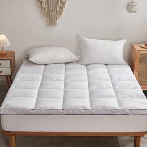 Protège-matelas pliable en microfibre imperméable et rafraîchissant, matelassé extra épais en mousse à mémoire de forme, pour hôtel et maison - Product Image 4