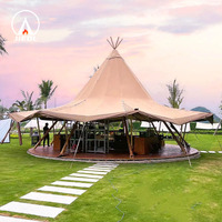 Tente de camping en plein air de luxe pour les vacances de pique-nique Inde Grand chapeau de paille pour le camping en plein air Tente safari Tente tipi d'événement