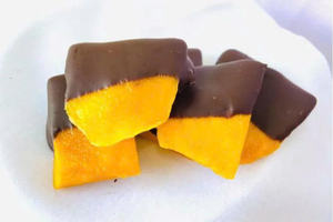 <b>Dark</b> <b>Chocolate</b> Peanut Covered Dried Mango Almond Natural Sweet Snack <b>Chocolate</b> Peanut Mango Vietnam Wholesale Dried Mango - Product Image 4
