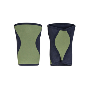 Genouillère élastique noire avec bordure bleue pour hommes, design uni, respirante, soutien et compression - Product Image 4