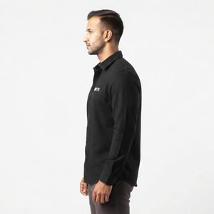 Chemise décontractée à manches longues en coton avec logo personnalisé de haute qualité, chemise noire pour hommes, fabrication OEM ODM - Product Image 4