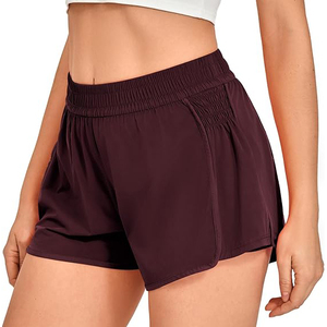 Shorts de sport pour femme taille haute élastique prune foncé, fluides, respirants, séchage rapide, en polyester, pour la course et l'entraînement - Product Image 1