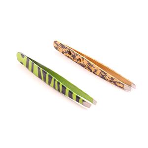 ที่คีบคิ้วสเตนเลสปลายแหลมปลายโค้งออกแบบมาสำหรับทุกสภาพผิวมืออาชีพ - Product Image 1