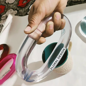 Cadena de eslabones de resina, decoración de pared con eslabones de resina colgantes, arte de resina acrílica moderno y único al precio más bajo. - Product Image 4