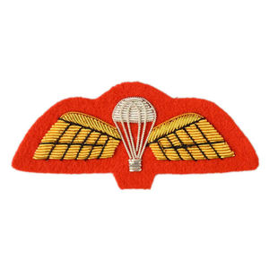 Écussons tissés sur mesure pour vestes et chemises - Product Image 2