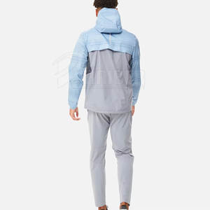 Ensemble coupe-vent pour homme à faible MOQ, confortable pour la randonnée et les voyages d'aventure - Product Image 3