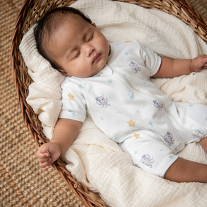 Body de bebé orgánico con media cremallera y estampado Cot & Candy Lagoon Life Romper - Product Image 6