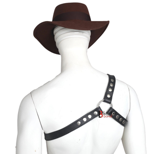 Masque en similicuir véritable style chauve-souris avec détails rivetés, écologique et respirant pour jeux fétichistes masculins - Product Image 3