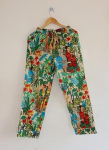 ชุดนอนผ้าฝ้ายพิมพ์ลายดอกไม้หลากสีสำหรับเด็กผู้หญิง - Product Image 2