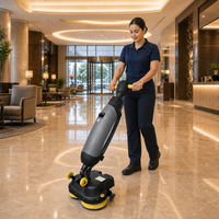 Machine de nettoyage de sols industrielle professionnelle avec réservoir d'eau propre et réservoir d'eau sale, conçue pour les halls d'hôtels