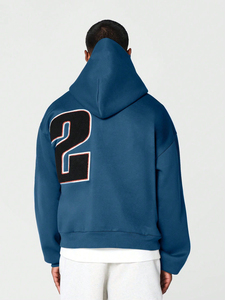 Sweat-shirts à capuche surdimensionnés de luxe avec broderie de logo personnalisé OEM, épaules tombantes, épaisseur 500 GSM, patchs personnalisés, 100% coton molletonné pour hommes - Product Image 4