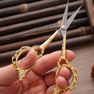 Tijeras Retro Clásicas para Cutículas, Tijeras de Costura para Manualidades, Tijeras de Sastre para el Hogar, Tijeras de Acero Inoxidable Duraderas para Tejidos y Hilos - Product Image 3