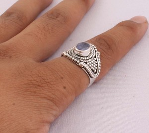 Bague de mariage en Tanzanite naturelle, artisanale, en argent sterling 925, style classique vintage, avec granulation antique, pour femme, idéale pour les fêtes - Product Image 4