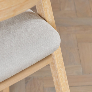 เก้าอี้ทานข้าวไม้เนื้อแข็งสไตล์ญี่ปุ่นสมัยใหม่พร้อมเบาะผ้าหุ้ม - Product Image 2