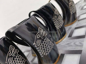 Taza de cuerno para beber Taza de café de árbol de la vida grabada a mano natural con animal de estilo náutico De La India - Product Image 6