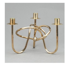 Ensemble de bougeoirs coniques en laiton avec nœud papillon, style Coquette, décorés de rubans, dorés, avec accent nœud majestueux, paire de bougeoirs métalliques - Product Image 6