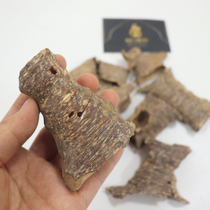 Az Oud Copeaux d'Agarwood Naturel 50g Bois Aromatique pour Encens Encens Indien 100% Pur - Product Image 4