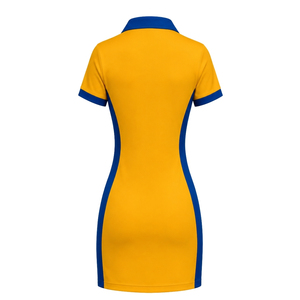 Vestido Polo Dorado y Azul Rey para Mujer, Manga Corta, Cuello en Contraste, Uniforme Deportivo con Paneles Laterales y Escudo en el Pecho - Product Image 6