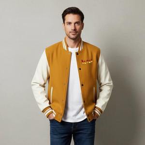 Blouson universitaire en polaire pour homme, personnalisable, doux, chaud, respirant, manches en similicuir, fermeture à boutons-pression, col et poignets côtelés, classique - Product Image 4