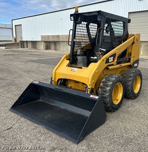 CAT Skid Steer Loader Heavy Duty Compact High Performance Caterpillar Engine 9 Ton Rated Load Construction Pump Motor - Product Image 2
