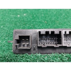 300 ECU y Módulos de Computación Usados 56038722AL - Product Image 4