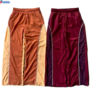 Pantalones Deportivos de Moda Personalizados, Pantalones Deportivos de Nylon con Diseño de Bloques de Color Personalizados, Corte Holgado y Pierna Ancha para Hombre - Product Image 5