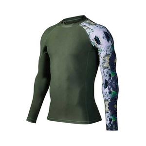 Rashguard de compression personnalisé à manches longues, anti-UV, anti-bactérien, séchage rapide, respirant, en polyester et élasthanne, pour BJJ MMA, pour hommes - Product Image 4