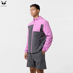 Conjunto de Pantalones Cortos y Chaqueta Deportiva Ligera con Capucha para Hombre, en Rosa y Gris, con Pantalones Cortos Deportivos Transpirables para Gimnasio - Product Image 3