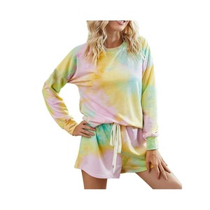 Conjunto de Top de Manga Larga y Pantalones Cortos Tie Dye para Mujer, Cuello Redondo, Cordón Ajustable, Ropa Casual para Estar en Casa, Color Degradado Rosa y Amarillo, Algodón, Verano - Product Image 3