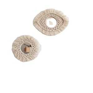Espejo de Macramé de Elegancia Atemporal Hecho a Mano - Product Image 1