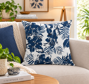 Housse de coussin imprimée en coton lavable, motif floral bleu marine et blanc, style moderne, anti-déchirure, pour la maison et l'hôtel - Product Image 3