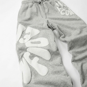 Pantalon de survêtement gris à imprimé en relief |   Jogging surdimensionnés de style streetwear |   Pantalon de survêtement avec grand logo |   Fabricant OEM personnalisé - Product Image 4