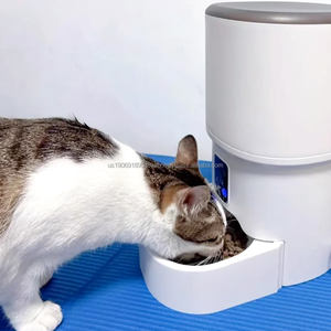 Mangeoire automatique de luxe en plastique pour animaux de compagnie, nouveau design, distributeur de bols d'eau et de nourriture pour chat et chien, mangeoires durables - Product Image 1