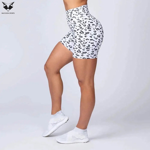 Ropa Deportiva de Gimnasio de la Mejor Calidad, Shorts Transpirables de Color Sólido para Mujer, Diseño Personalizado, Shorts de Fitness para Mujer - Product Image 3