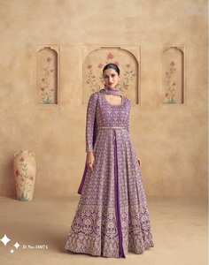 Robe traditionnelle indienne en soie lourde brodée, style modeste, style Rajasthan, pour femmes - Product Image 3