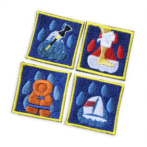 Petit patch brodé thermocollant en forme de lettres et de chiffres en forme de cœur, pour porte-clés, couvre-passeport, porte-cartes, sac, accessoire de mode, vente en gros - Product Image 4