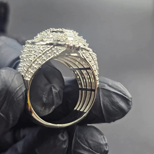 Anillo de Moissanita de Lujo con Corte Esmeralda, Certificado IGI, Chapado en Oro de 14K, Plata de Ley 925, Estilo Championship Iced Out VVS - Product Image 2