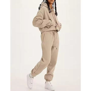 Ensemble de survêtement à capuche pour homme, collection hiver, avec logo personnalisé, sweat-shirt thermique à col rond, logo brodé, couleur unie, respirant - Product Image 1