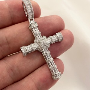 Pendentifs et breloques hip-hop en diamant VVS, en argent sterling S925, pendentif croix en diamant certifié IGI, taille baguette, bijoux religieux - Product Image 3