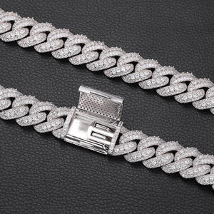Chaîne cubaine longue en moissanite de qualité export pour unisexe, bijoux hip-hop durables plaqués or, idée cadeau parfaite pour les fêtes, meilleur prix - Product Image 3