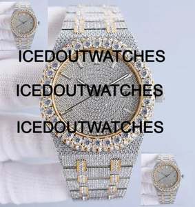 Reloj de Lujo para Hombre con Moissanita VVS1 Redonda, Oro Amarillo, Diamantes Incrustados, Acero Inoxidable, Resistente al Agua 10 Bar, con Cierre de Brazalete - Product Image 3