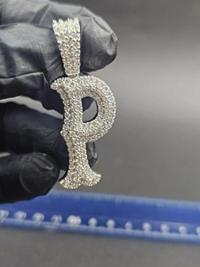 Colgante Letra P de Moissanita y Plata 925 con Microincrustaciones de Cristal y Diamantes de Imitación, Amuleto Unisex Estilo Hiphop, Regalo - Product Image 1