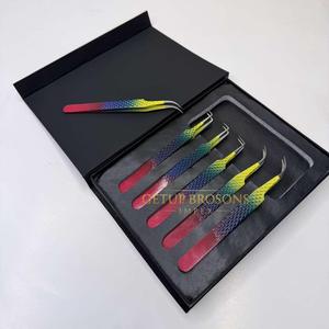 ชุดแหนบดัดขนตา Curve/90/Eyelash Tweezers ทำจากสแตนเลส สีสันหลากหลาย ปลายเรียบ/ปลายไฟเบอร์ บรรจุกล่อง สำหรับต่อขนตา ความงาม - Product Image 3