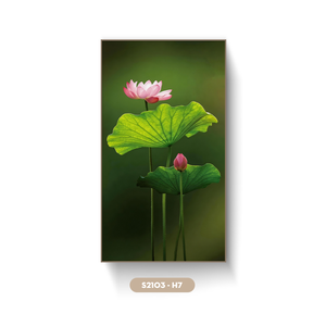 Peinture florale en soie artisanale de haute qualité, étang de lotus, œuvre d'art raffinée, décoration murale pour la maison, cadre photo fabriqué au Vietnam - Product Image 1