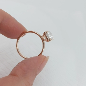 Bague de fiançailles classique en diamant de laboratoire de qualité taille coussin de 2 carats, plaqué or rose, bijoux classiques pour femmes - Product Image 4