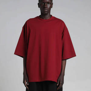 Camisa oversized de moda con corte holgado y tela transpirable para un look moderno y cómodo. - Product Image 5